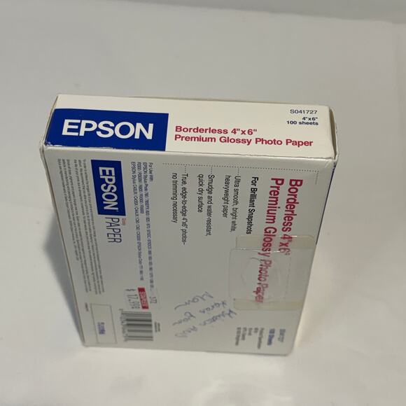 EPSON Borderless 4"x6" Premium Glossy Photo Paper - 100 Sheet Value Pack - Picture 3 of 3